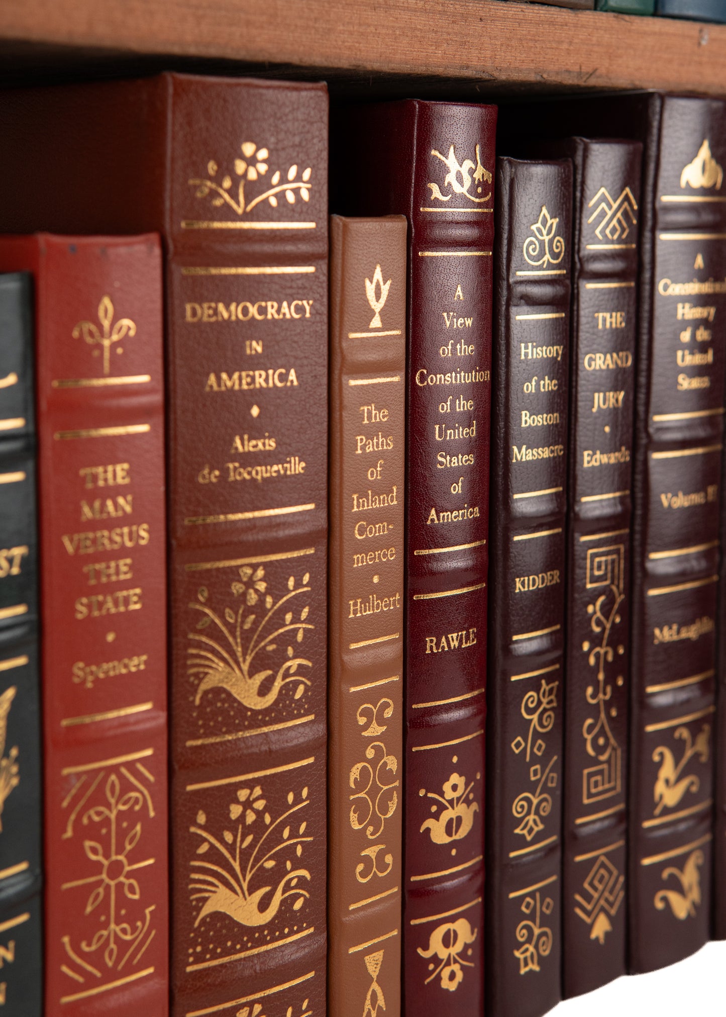 1775 LIBRARY OF AMERICAN FREEDOMS. 36 Volumes - George Washington, Revolution, de Tocqueville, Constitution, & .