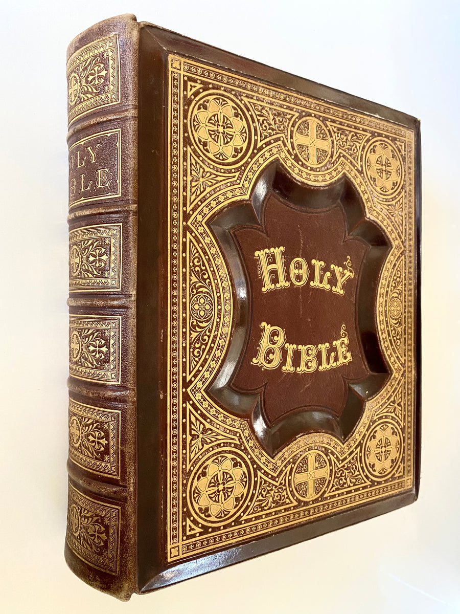 1879 FAMILY BIBLE. Massive Pictorial Bible with Over 1000 Illustrations.  Fine Condition Binding.