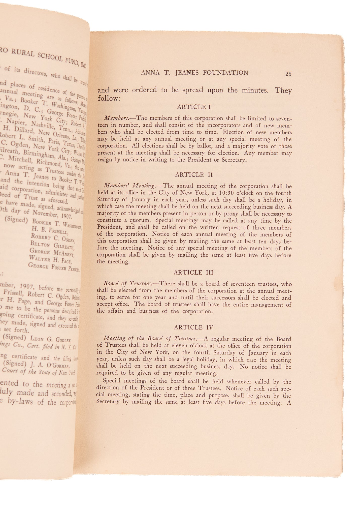 1933 BOOKER T WASHINGTON &c. The Negro Rural School Fund. Record of Its History and Activities. Rare.