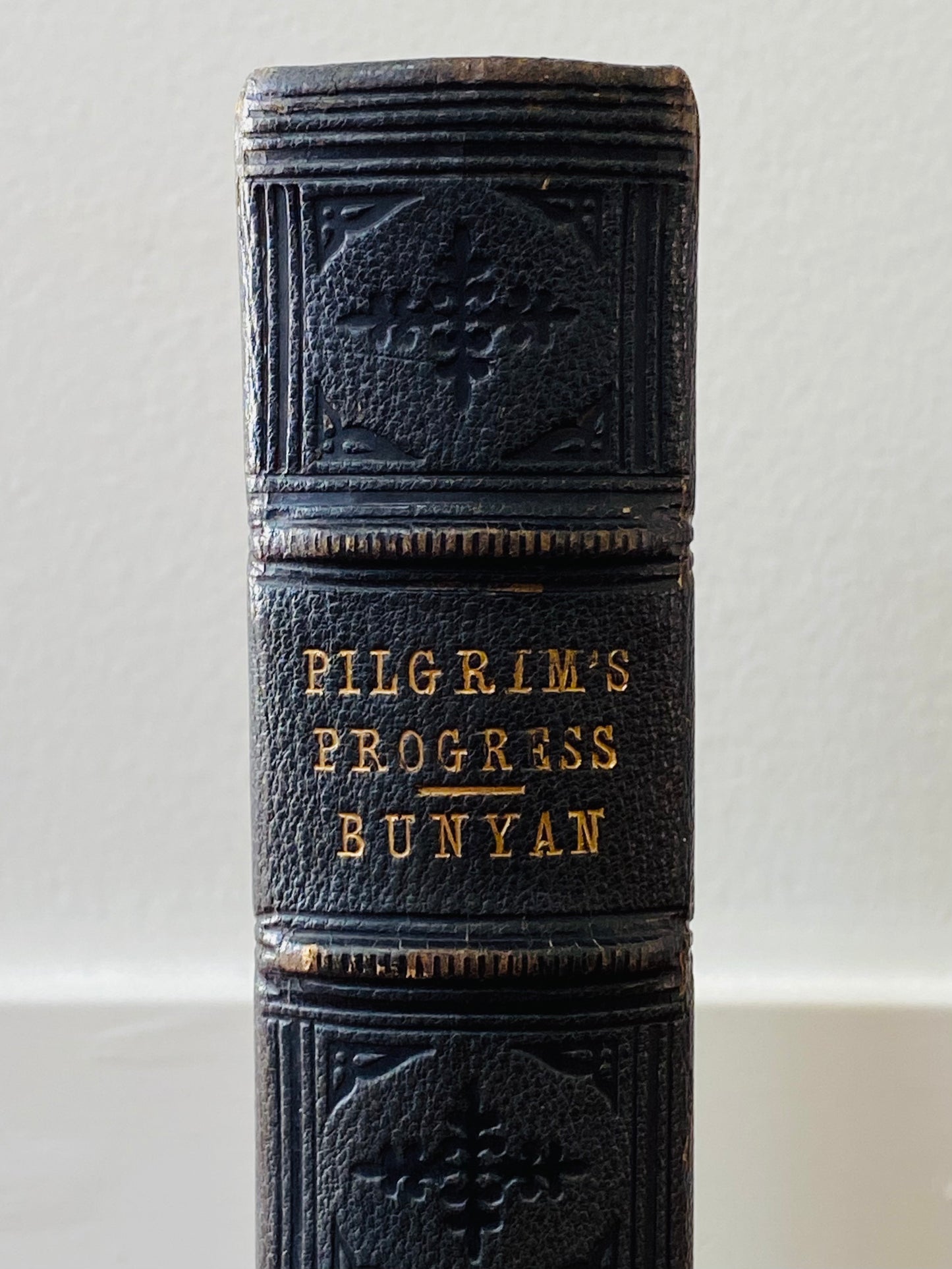 1857 JOHN BUNYAN. Fine Binding, Tooled Foredge Binding Edition of Pilgrim's Progress!